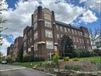 Woodland Ave Unit,summit, Flat For Rent