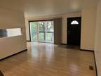 Dakota Ct Unit B, Bolingbrook, Home For Rent