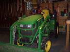 2019 John Deere 2032R Tractor