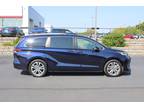 2022 Toyota Sienna Platinum