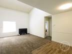 Nice 2BD 2BA Now Available