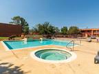 Beautiful 1 Bed 1 Bath Available Now