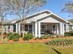 Beautiful 3 Bed 2 Bath Available $1800/Month