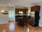 Berkeley 2BR 1BA, Top floor sunny unit located across the