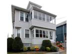 Belmont 2BR 2BA, This is a first floor unit of 2 family