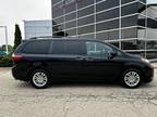 2016 Toyota Sienna XLE 8 Passenger
