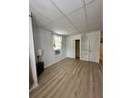 Clinton St Unit,newton, Flat For Rent