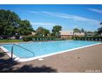 Westwood Dr Apt,westbury, Flat For Rent