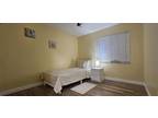Pine St, Tarpon Springs, Home For Rent
