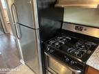 W Mile Rd Apt,royal Oak, Condo For Rent