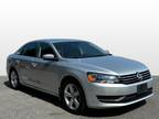 2015 Volkswagen Passat 1.8T SE
