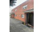 S Wellwood Ave, Lindenhurst, Flat For Rent
