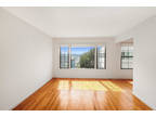 San Francisco 1BR 1BA, 2649 Polk Street #11 TOP FLOOR /