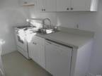 Dolphin Grn Apt Ff, Port Washington, Flat For Rent