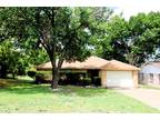 1743 Meadow Crest Lane Duncanville Texas 75137