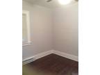 Thorpe St Apt,pontiac, Flat For Rent