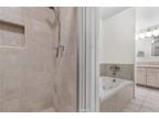 W Riverside Dr Unit A, Burbank, Condo For Rent