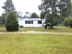 1996 Fleetwood Nice Home in Lexington County, Beautiful Rental Lot