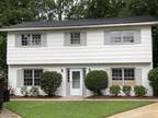 Available September 1, 2024! 2 bedroom, 1.5 bath Duplex $1,100 month/