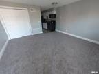 Mound St, Davenport, Flat For Rent