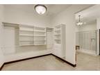N Water St Apt,milwaukee, Home For Rent