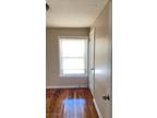 E Th Unit Right, Euclid, Flat For Rent