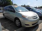 2008 Toyota Sienna Green, 198K miles