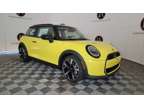 2025 MINI Cooper S Iconic