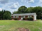 103 Pine Tree Dr, Matthews, Nc 28104