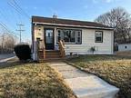 301 Mill St, Elgin, Il 60123