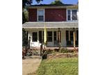 Grand Rapids 2BR 1BA, Nestled away in the Burton Heights