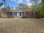 Homestead Ct Unit B, Hendersonville, Home For Rent