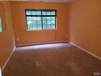 Hemingway Ln, Mahwah, Condo For Rent