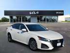 2023 Nissan Altima 2.5 SV 26547 miles