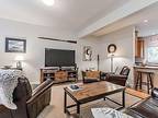 20 Holbrook St Unit 3, Freeport, Me 04032 Townhouse For Rent