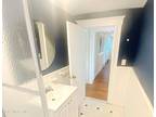 Larchwood Ave Unit,oakhurst, Flat For Rent