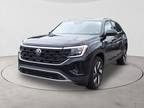 2024 Volkswagen Atlas Cross Sport SE 4Motion