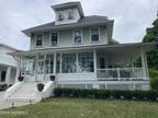 Albert Pl, Elberon, Home For Rent