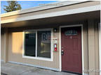 Beautiful Studio in Lakewood!