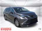 2021 Toyota Sienna LE 60032 miles