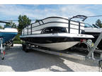 2025 Hurricane FunDeck 2360 OB