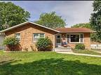 3500 E 38th Ct, Des Moines, Ia 50317