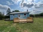 County Rd, Bloomingdale, Flat For Rent