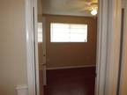 Andrew Apartments - 2 Bdrm- 1.5 Bath Th
