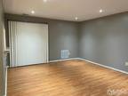 Woodbridge Commons Way, Iselin, Condo For Rent