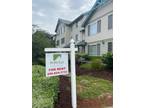 BURIEN 2nd FLOOR 2 BED / 2 BA APARTMENT HOME
