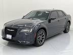 2018 Chrysler 300