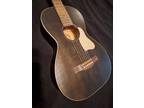 Art & Lutherie Roadhouse Parlor - Faded Black FREE Shipping!