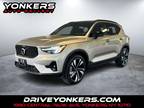 Used 2023 Volvo XC40 for sale.