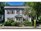 River St Unit,waltham, Flat For Rent